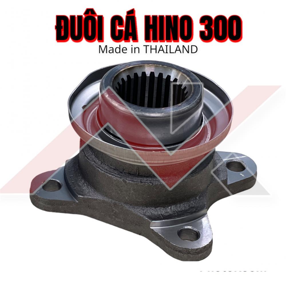 Đuôi Cá Hộp Số Hino 300 29R